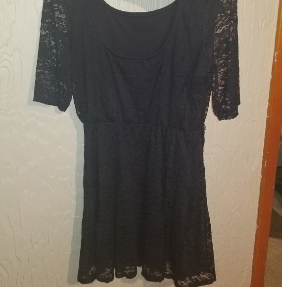 Navy blue open back lace dress - Picture 4 of 8